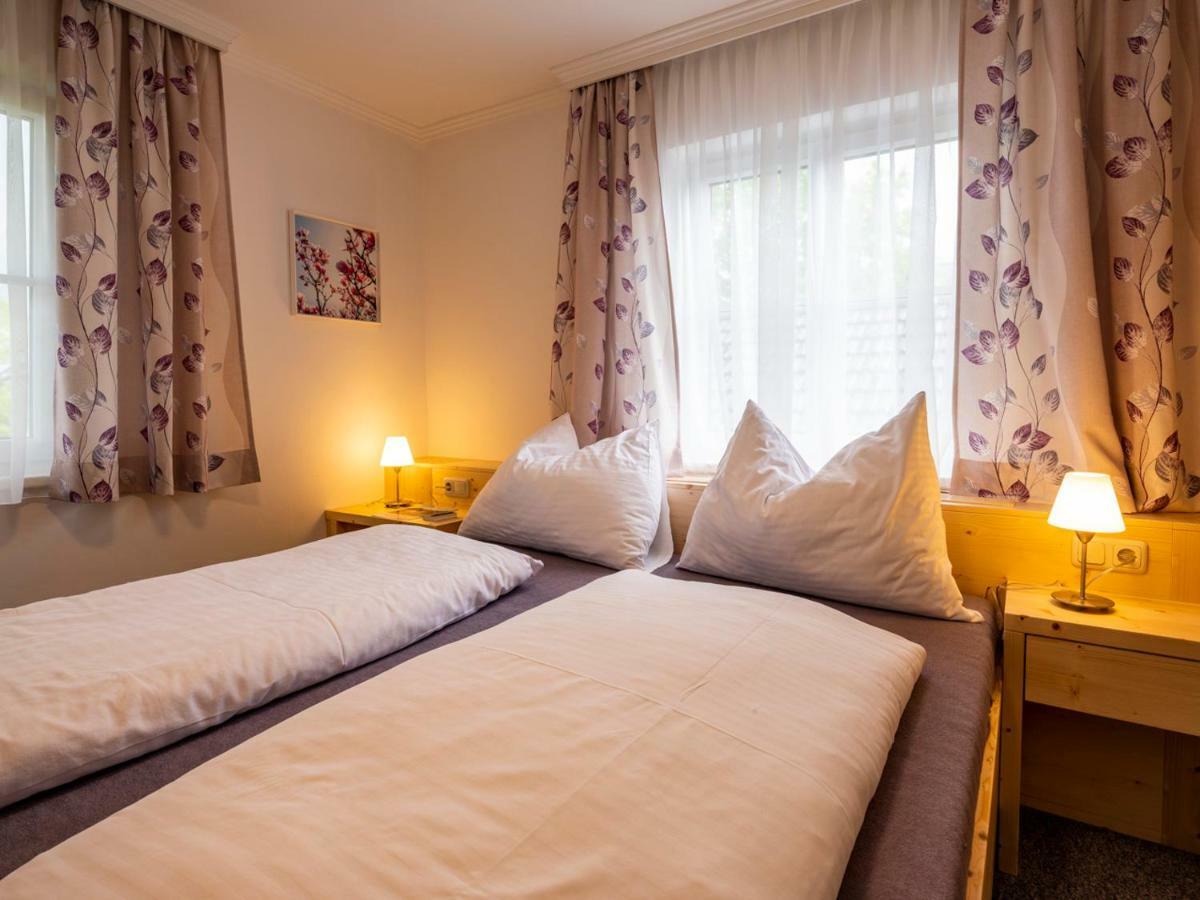 Siri'S Einkehr Hotel Sankt Georgen im Attergau Buitenkant foto